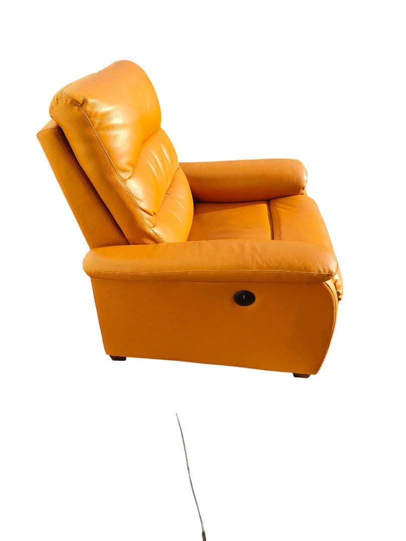 ニトリ　電動レザー リクライニングチェア　　キャメル色　USB付き 地域限定配送