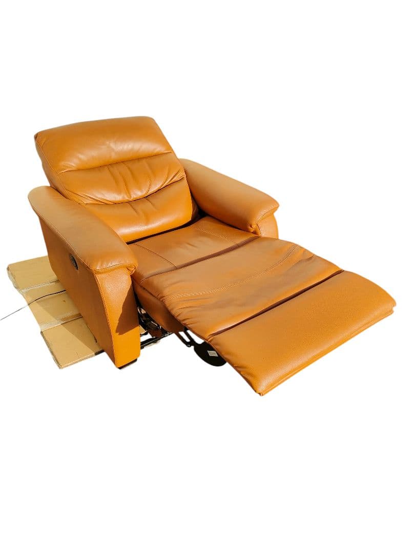 ニトリ　電動レザー リクライニングチェア　　キャメル色　USB付き 地域限定配送