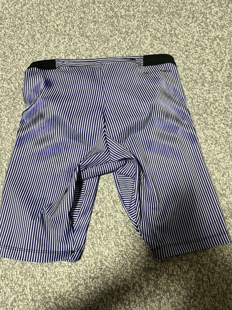 NIKE エアロスイフト　ハーフタイツ　サイズS