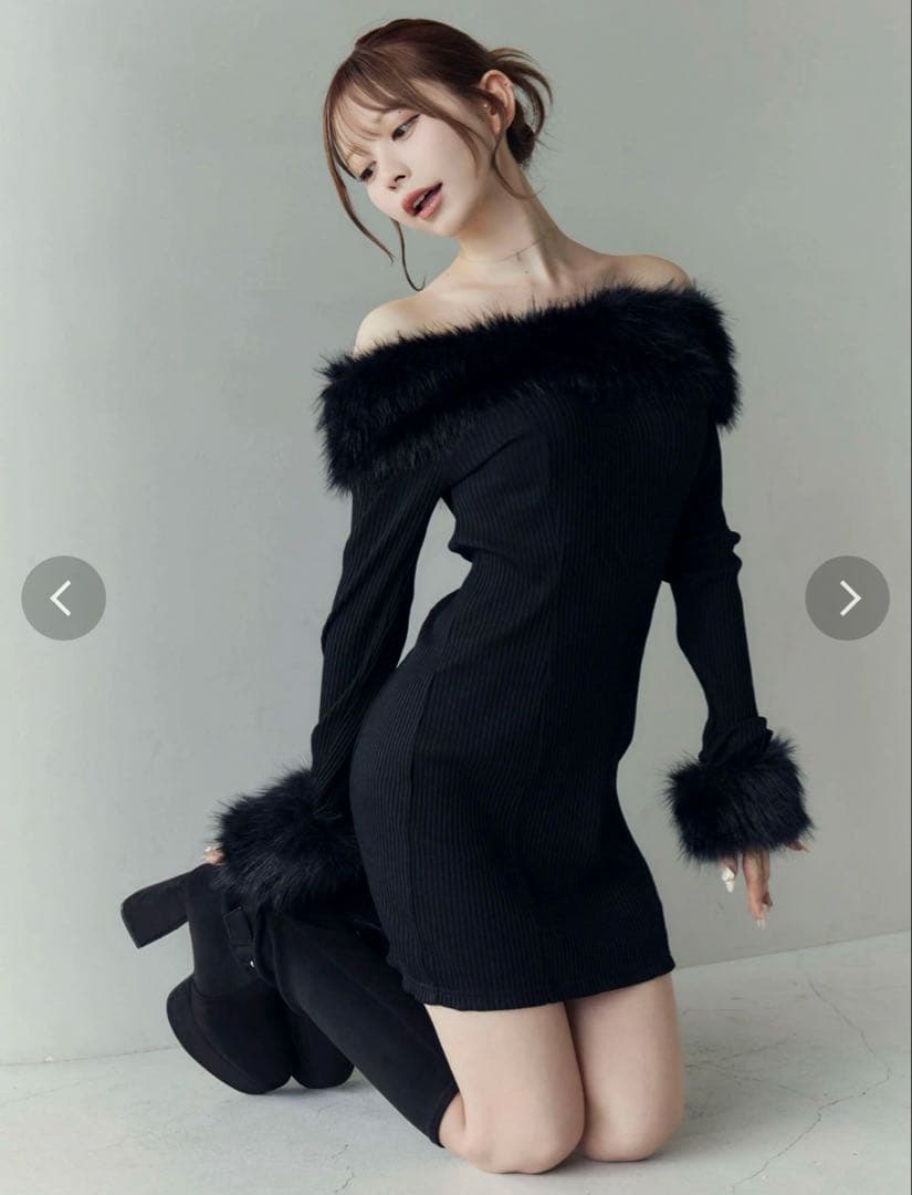 EATME フェイクファーオフショルミニワンピース