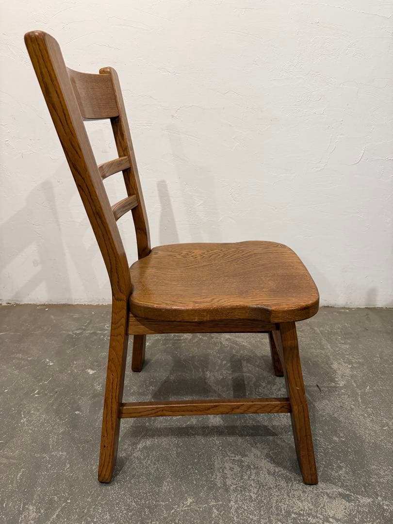 tomoビンテージ　ダイニングチェア　カフェチェア　モダン　2