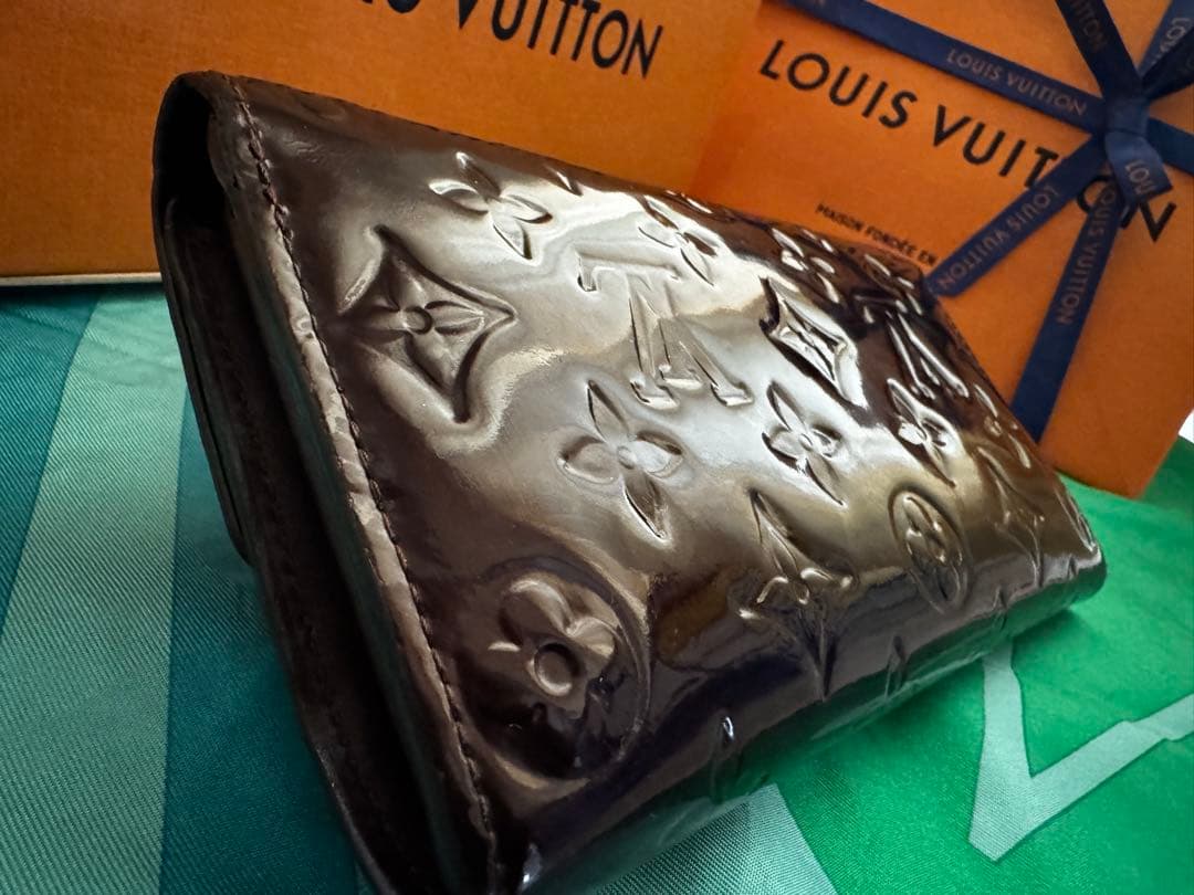 ルイヴィトン モノグラム 長財布 ヴェルニ アマラント 美品