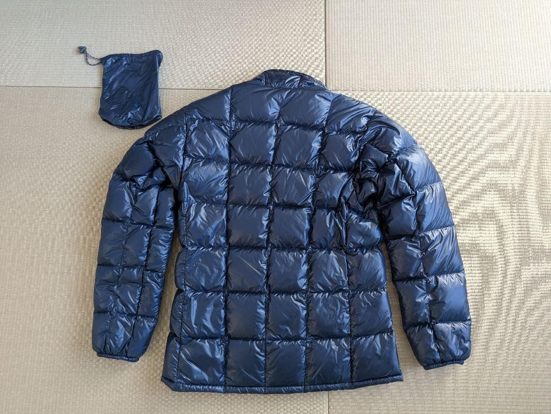 mont-bell スペリオダウンジャケット Lサイズネイビー 収納袋付き