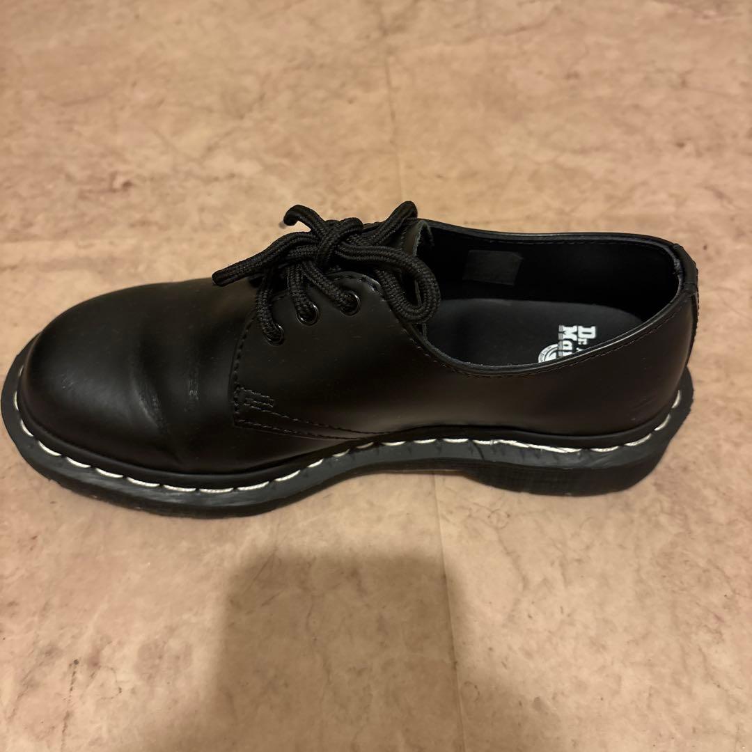 Dr.Martens ホワイトステッチ 3 ホール シューズ