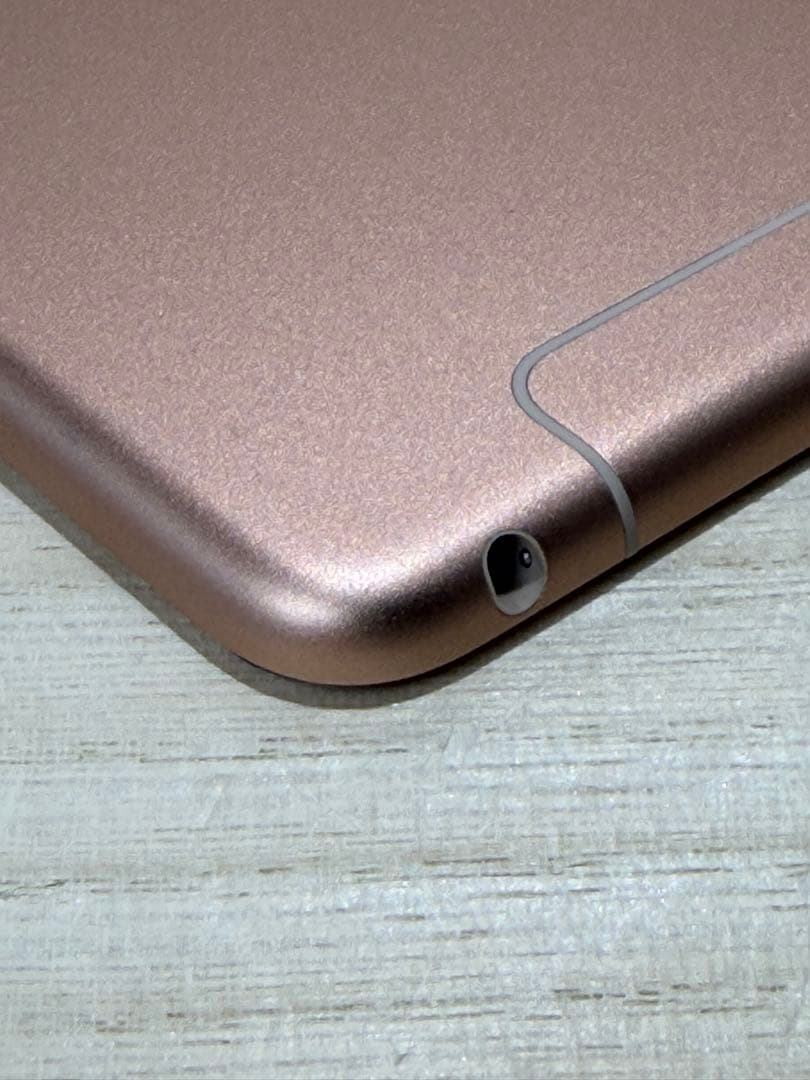 ipad mini ５　64GB simフリー　ゴールド　美品