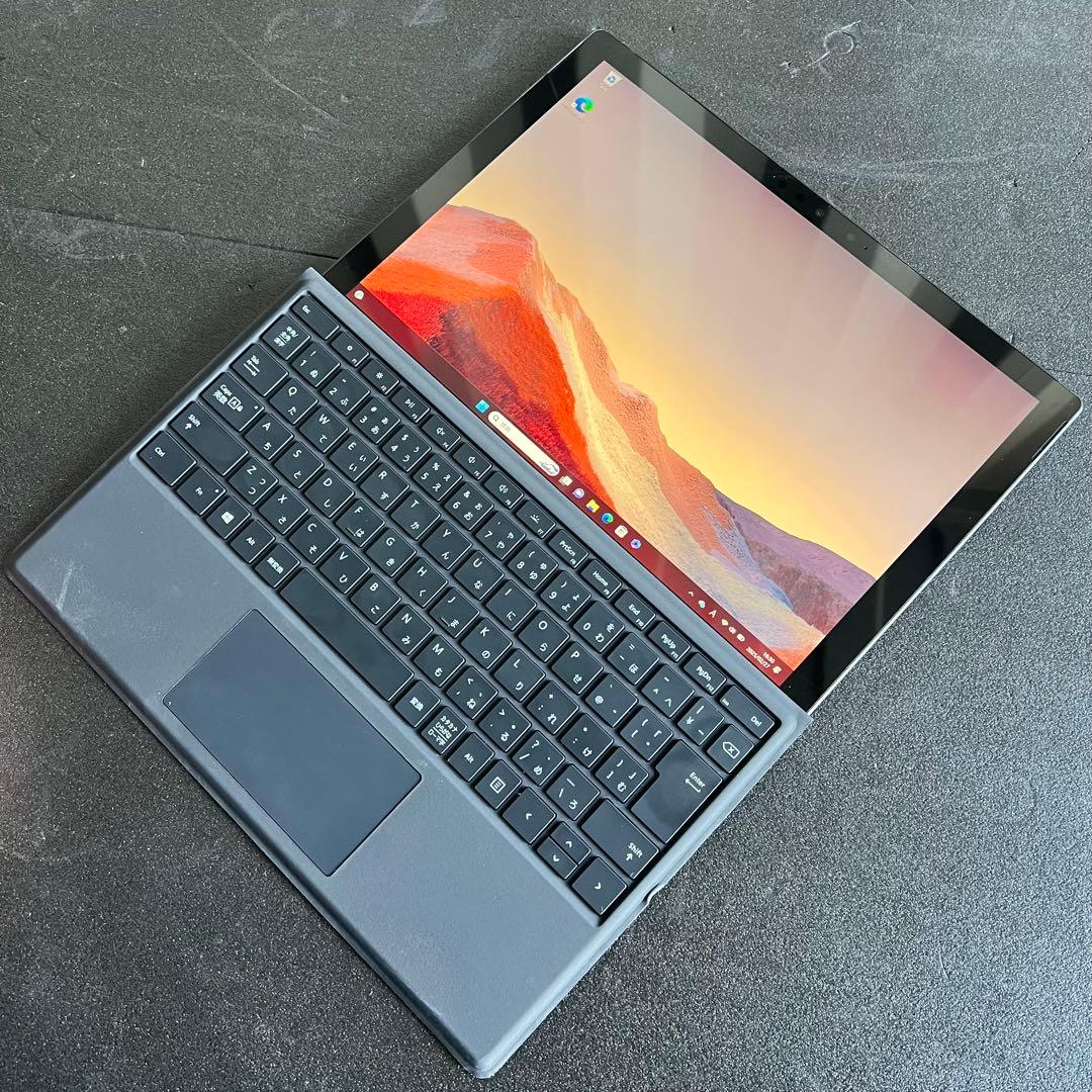MA11美品✨　動作確認✨　surface Pro7 8GB