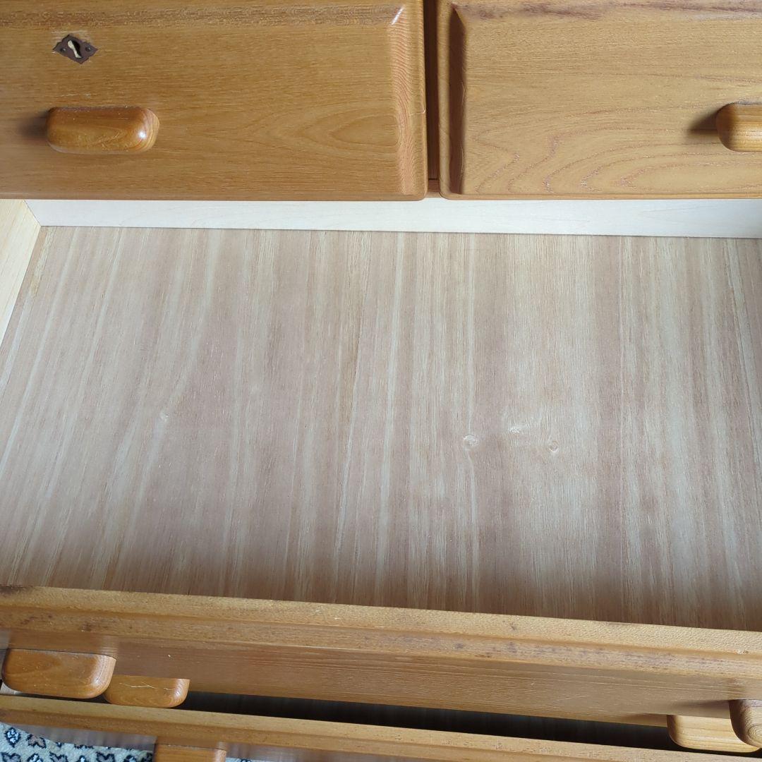 P◡̈*✧リビング４段チェストP