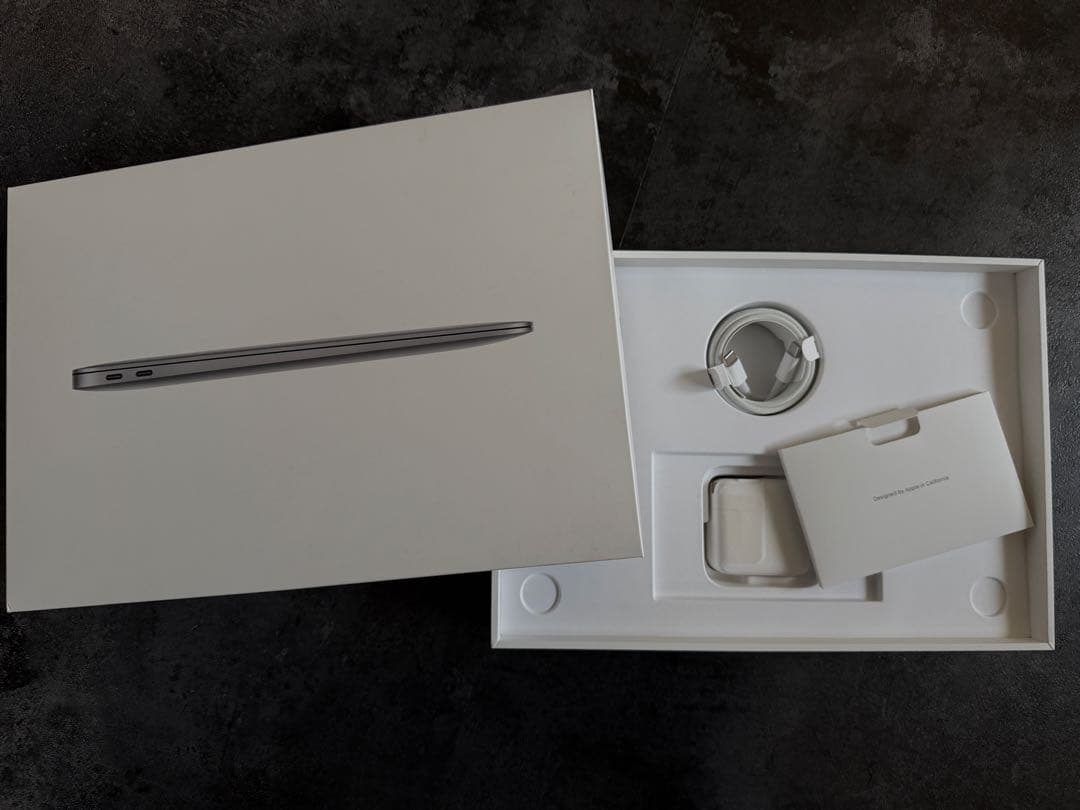 MacBook Air 13インチ 512GB USキーボード スペースグレー