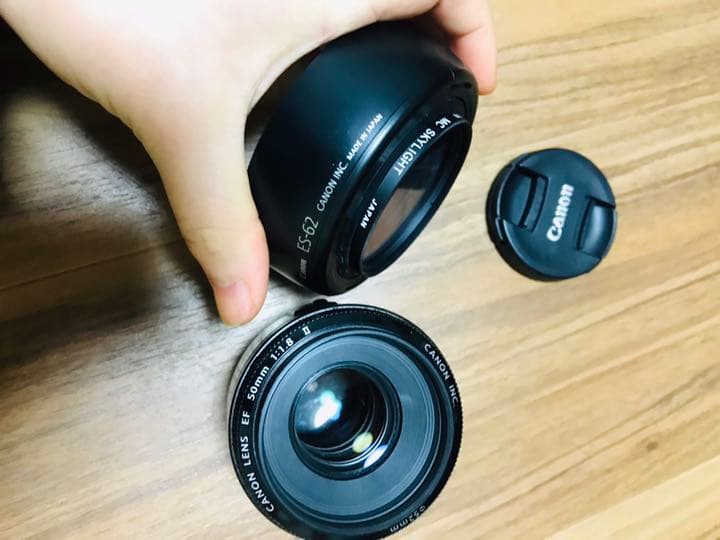 Canon EF 50mm F1.8(背景が綺麗にボケる神レンズ！)