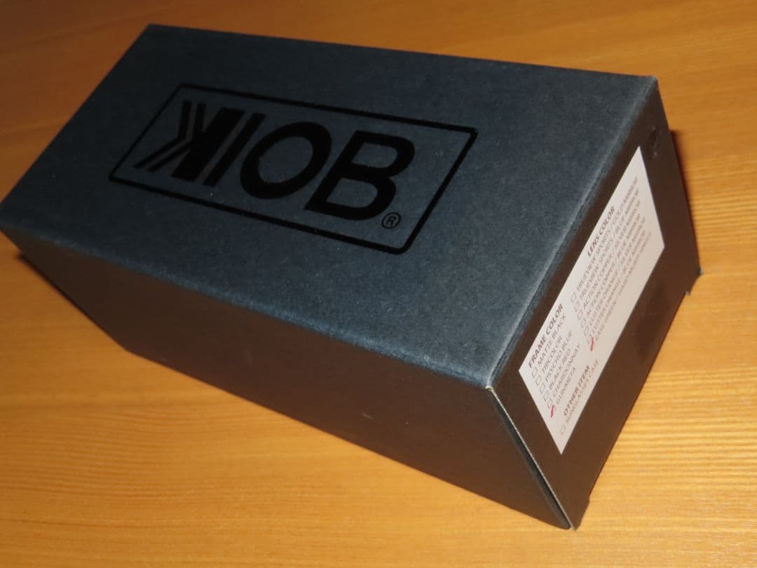 イヨケン/KIOB/Bin5/ガンメタ/トゥルービュースポーツ/ブルーミラー