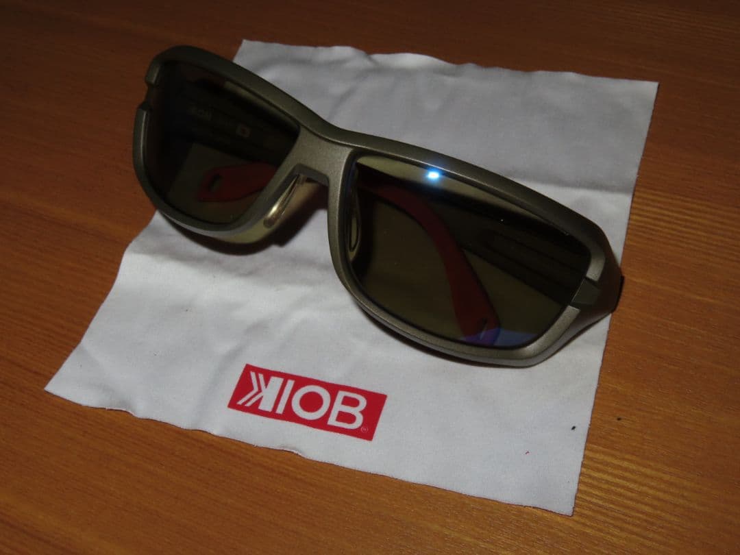 イヨケン/KIOB/Bin5/ガンメタ/トゥルービュースポーツ/ブルーミラー