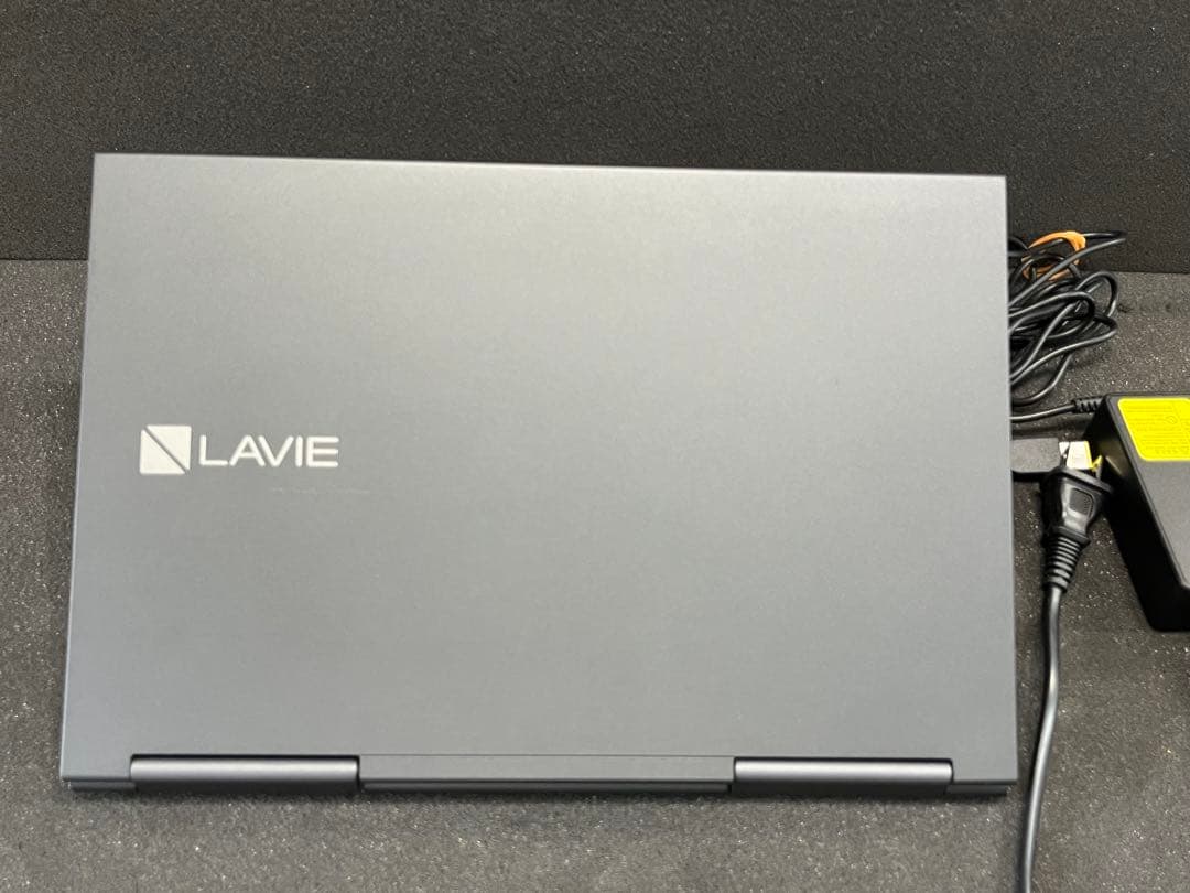 超軽量2in1 NEC LAVIE Hybrid ZERO HZ550LAB