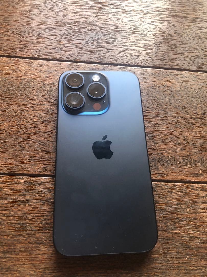 Apple iPhone 15Pro ブルーチタニウム　本体