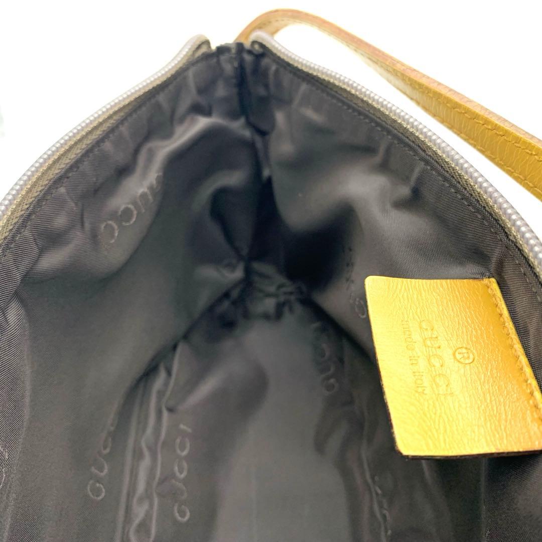 GUCCI グッチ　GGキャンパス　ミニバッグ　アクセサリーポーチ　ハンドバック