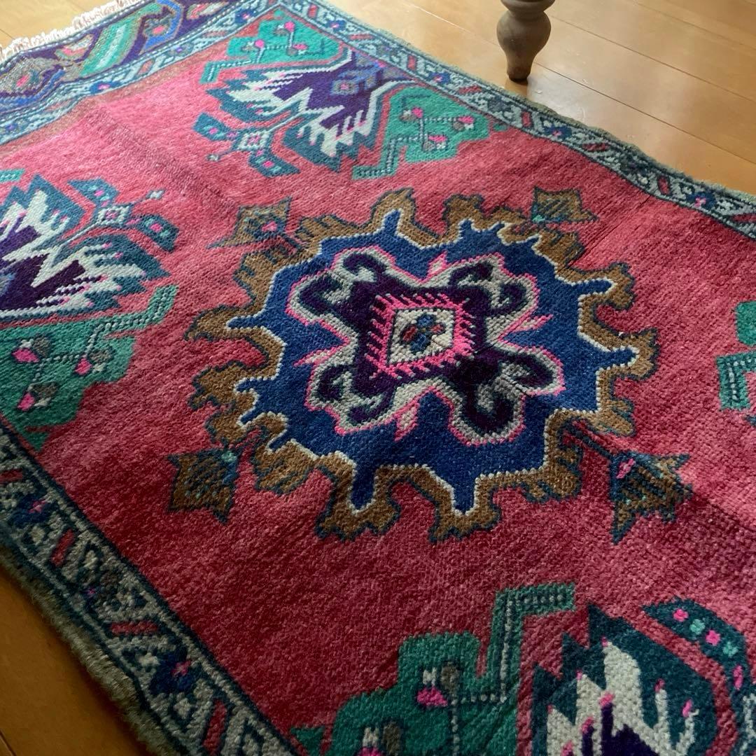 51×101 コーラルピンク　レアなウール　メダリオン　トルコヴィンテージラグ