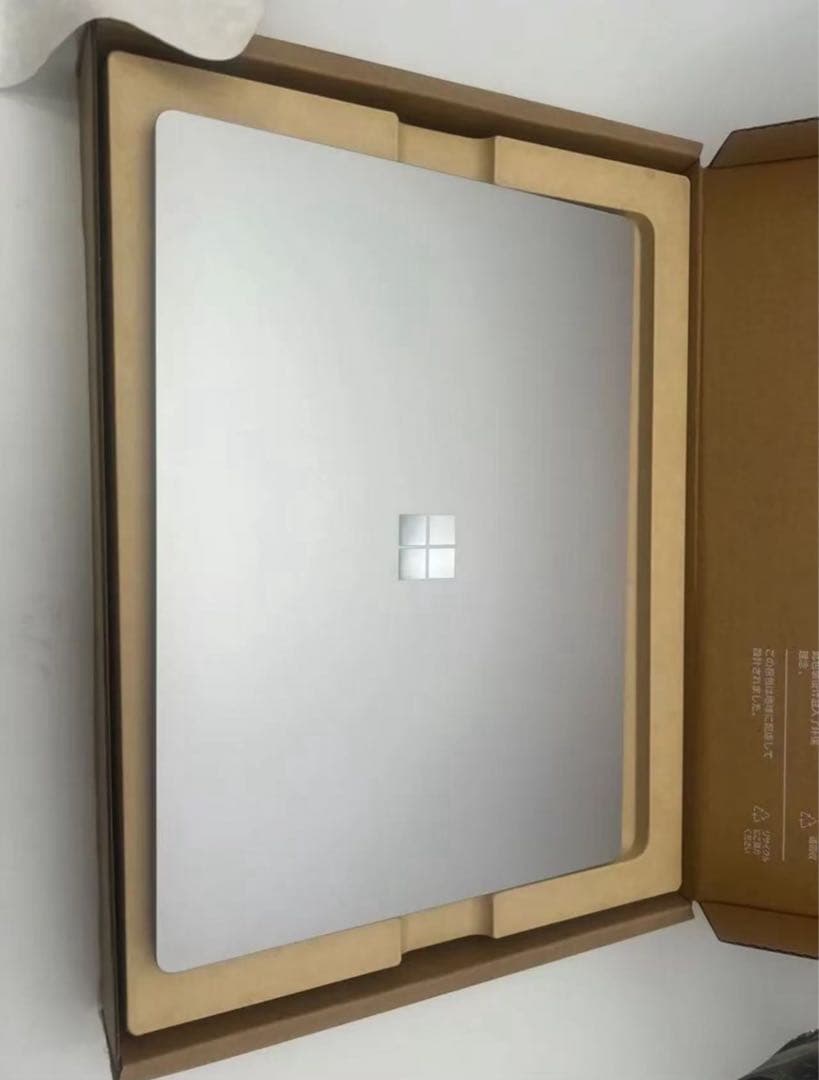 Surface Laptop5 / 15インチ /第12世代 Core-i7