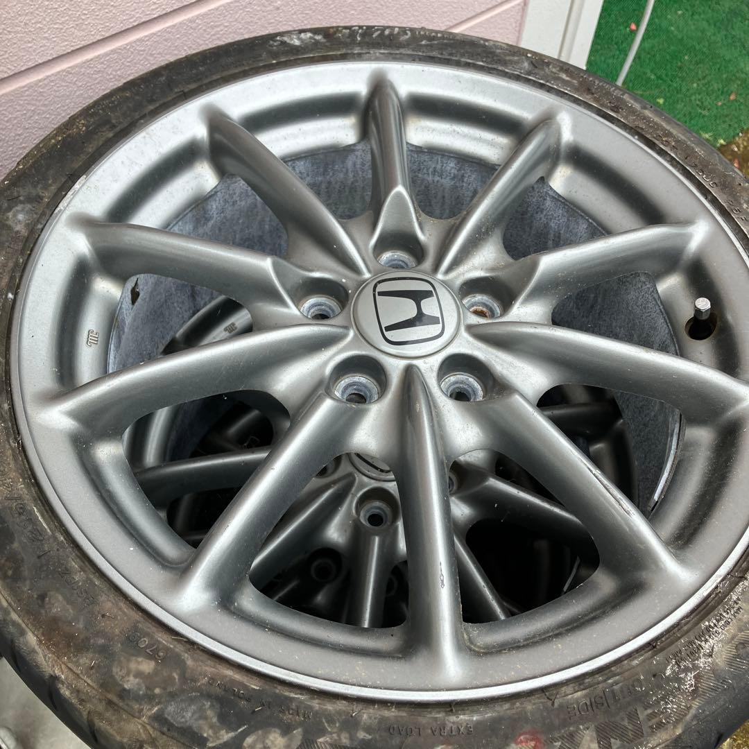オデッセイアブソルート　純正ホイール