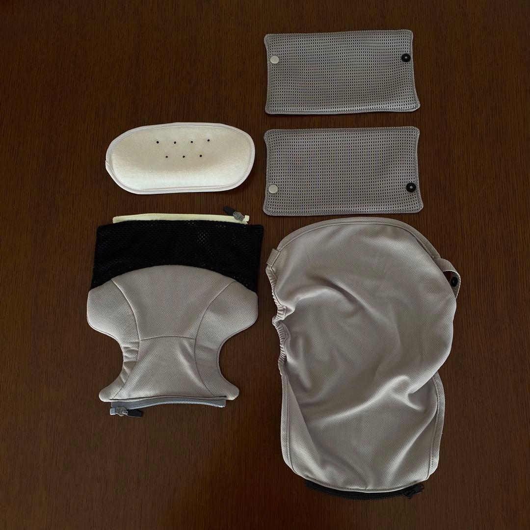 アップリカ　ラクリス　抱っこ紐　ベージュ