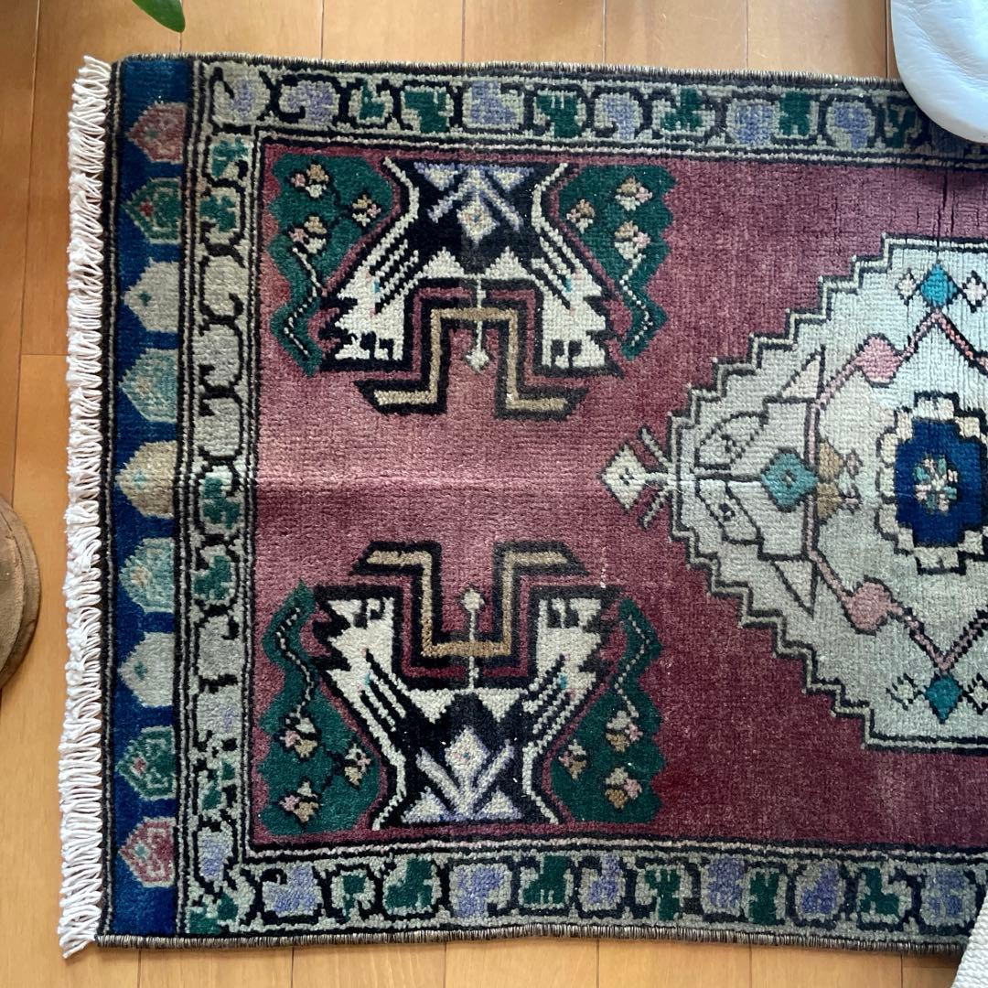 45×91 くすみグレープカラー　小さめメダリオン　トルコヴィンテージラグ