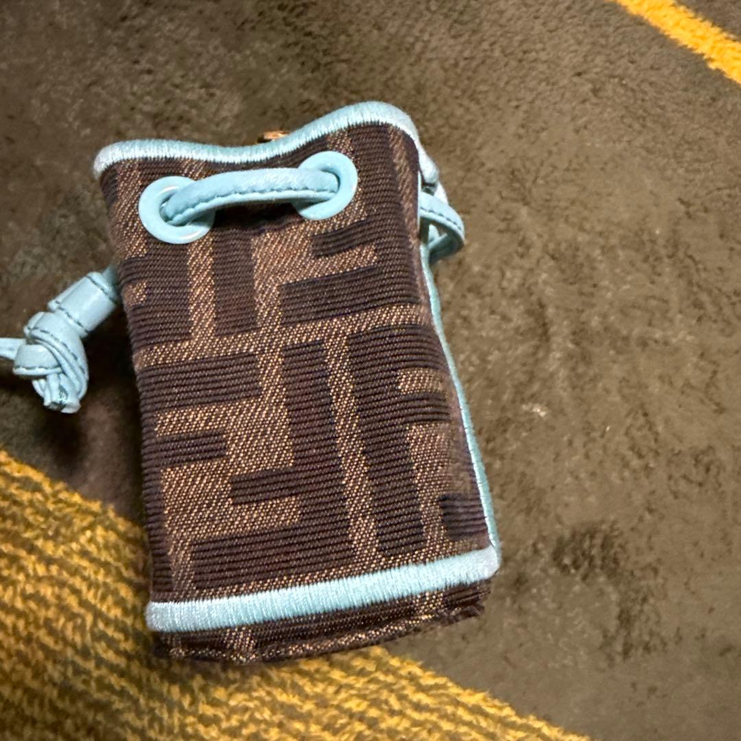 FENDI フェンディ ズッカ、モントレゾール キーホルダー バック型チャーム