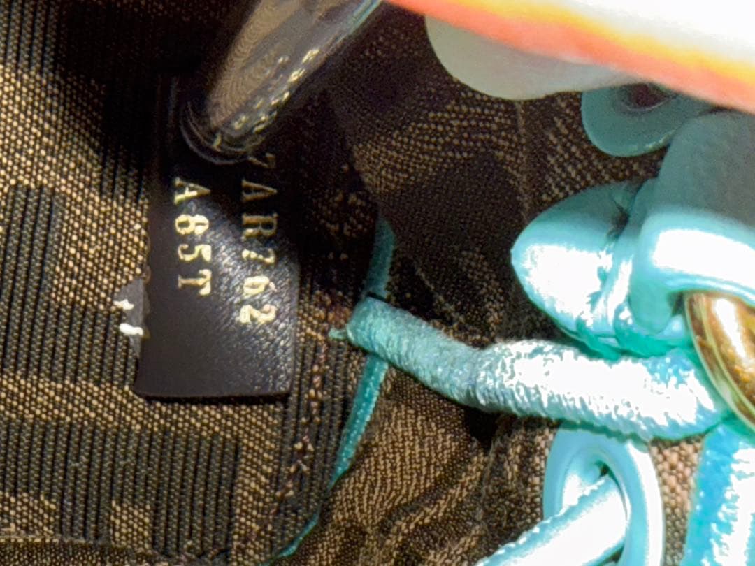 FENDI フェンディ ズッカ、モントレゾール キーホルダー バック型チャーム