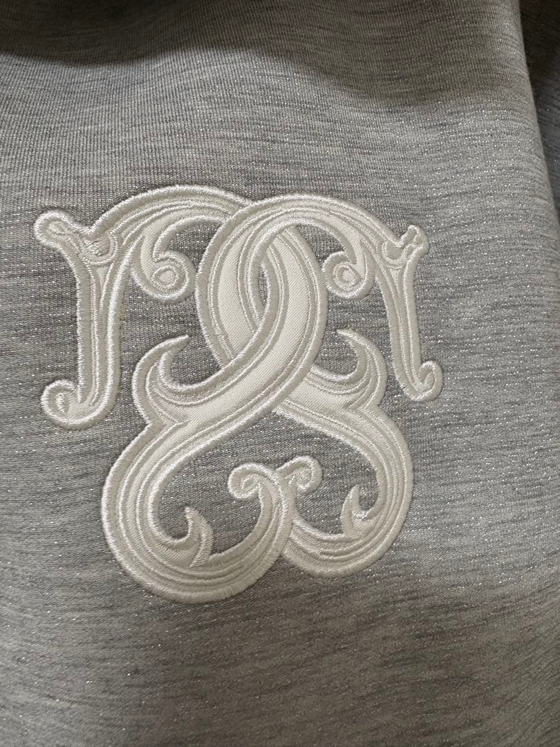 M様ご予約分※他の方はご遠慮下さい。 SNIDEL ボリュームパーカーグレーラメ