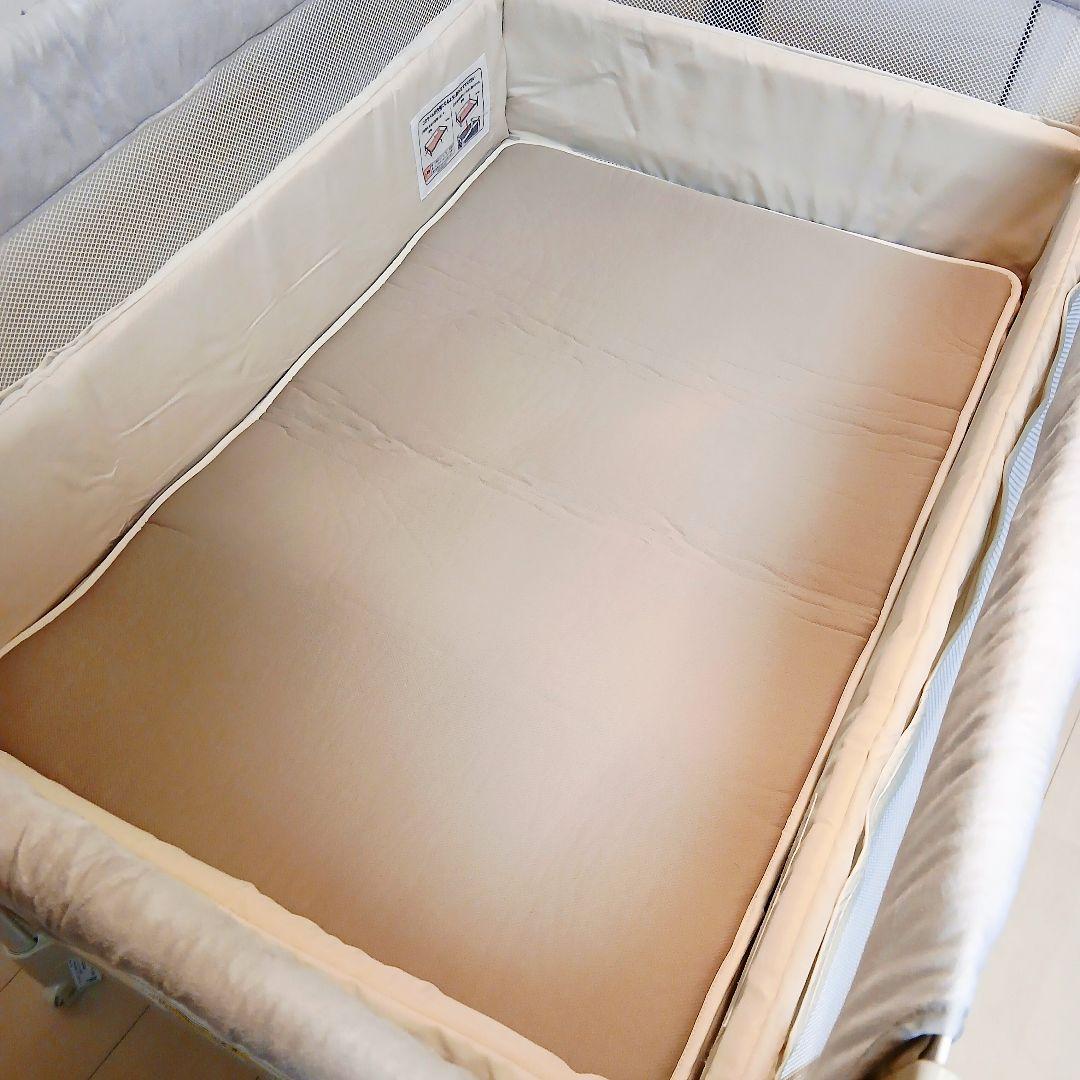 アップリカ　ココネル　エアープラス　ホワイトベージュ 収納袋つき