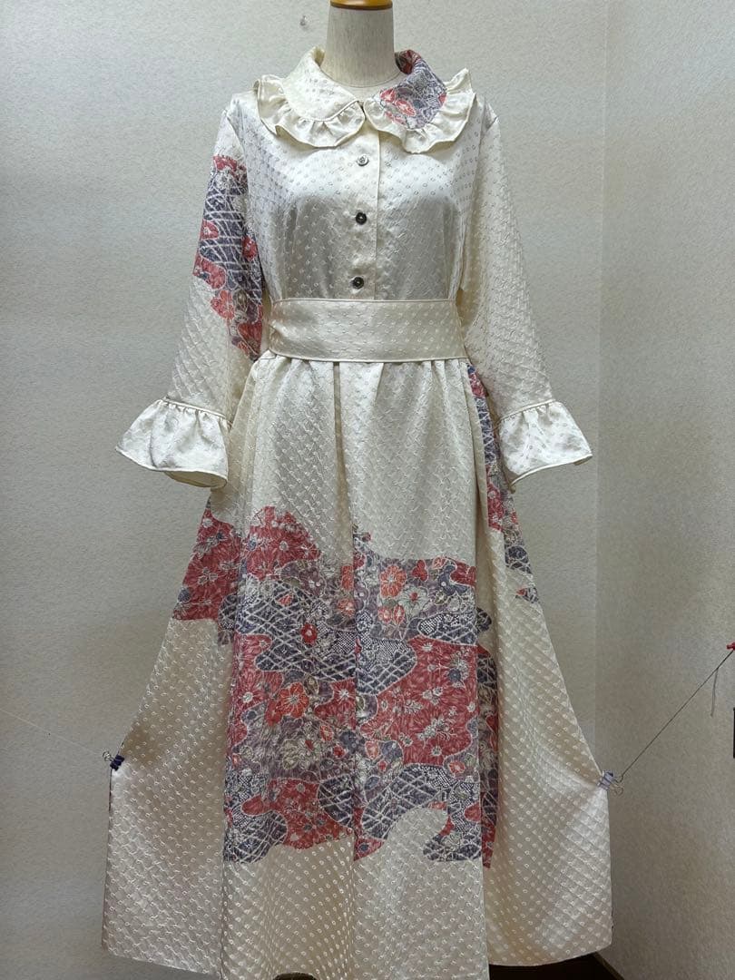 着物リメイク　付け下げワンピース　前ボタン　 Lサイズ