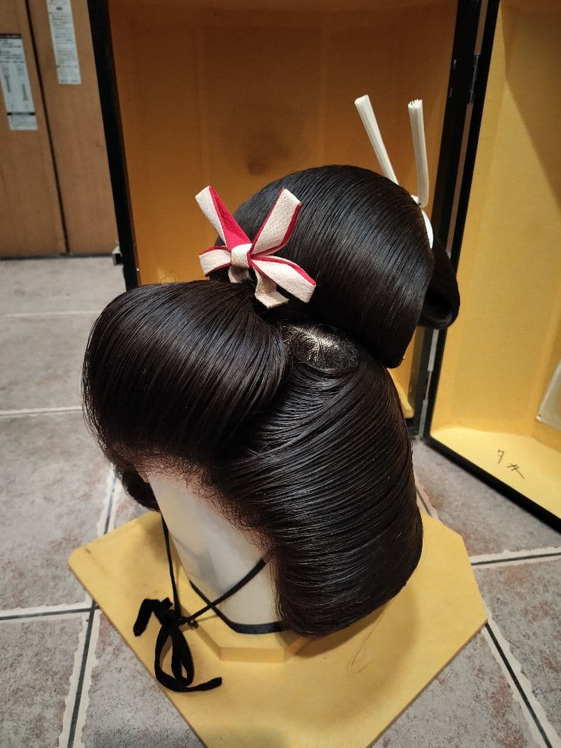 かがりん【値下げ】文金高島田　日本かつら　ケース入り