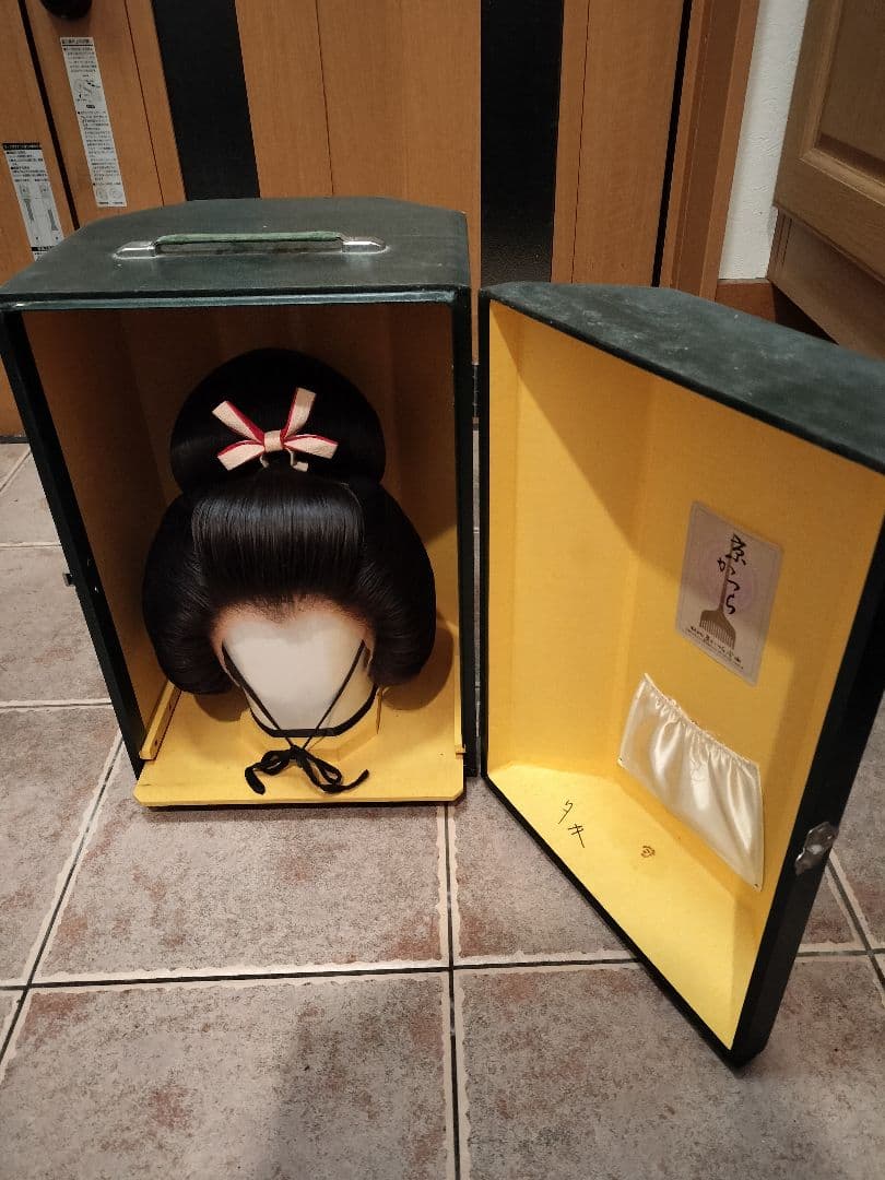 かがりん【値下げ】文金高島田　日本かつら　ケース入り