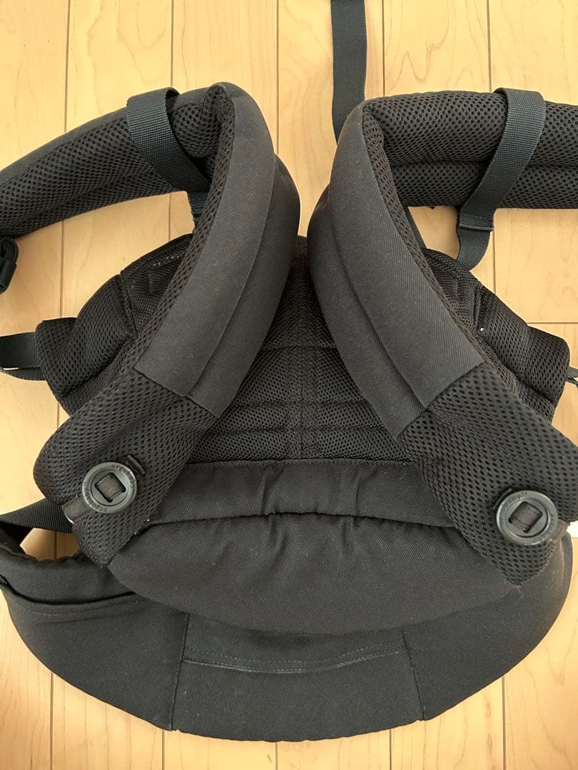 エルゴベビー オムニ 360 クール エアメッシュ ブラック