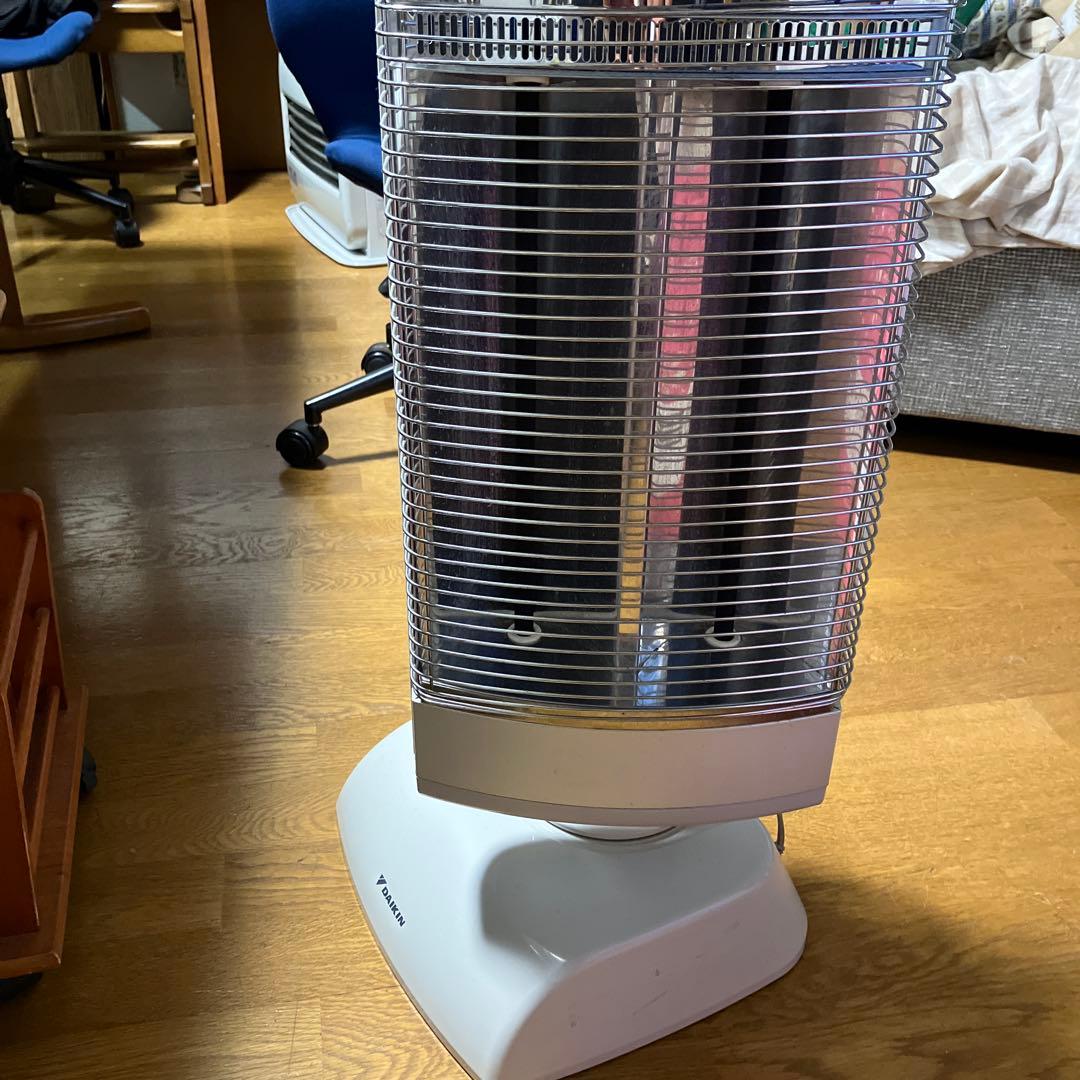 セラミックヒーター ダイキンERFT11US-W