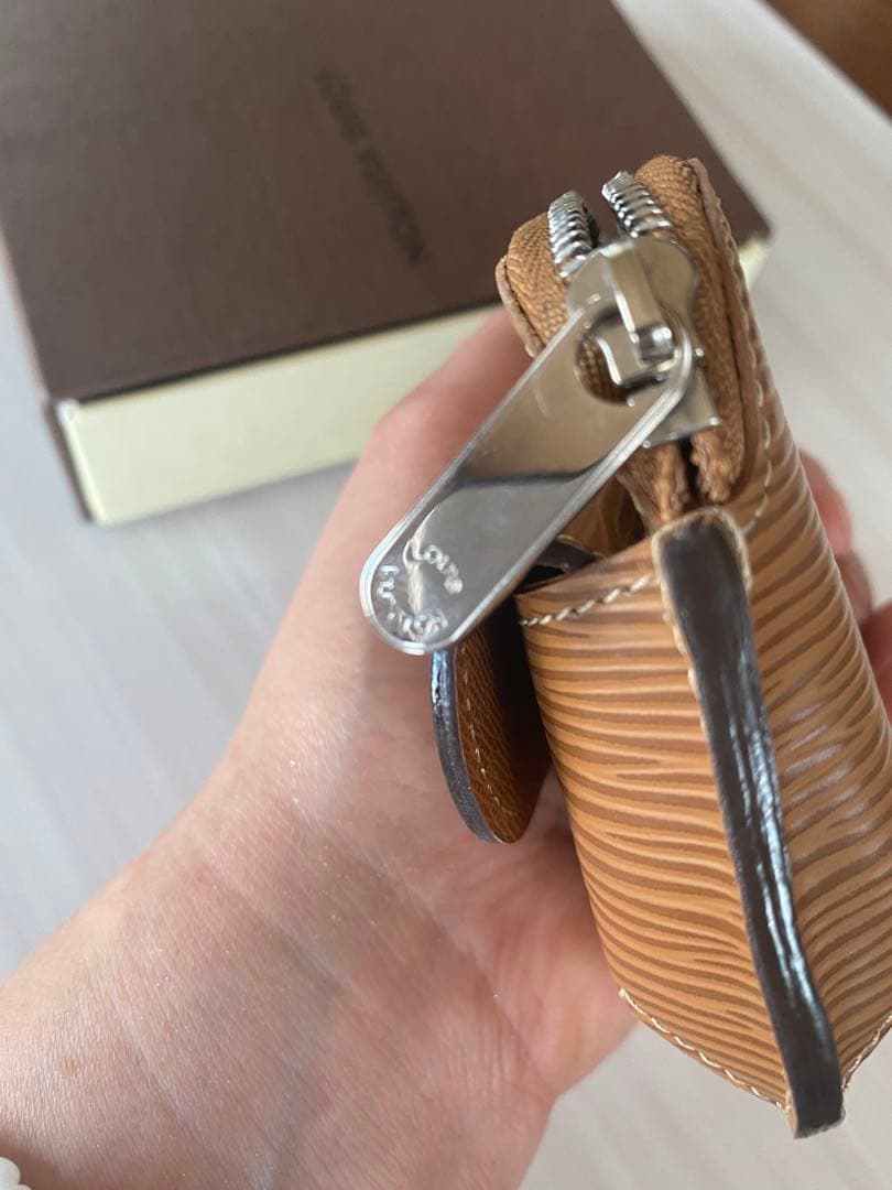 ◆Louis Vuitton エピ ケース 極美品