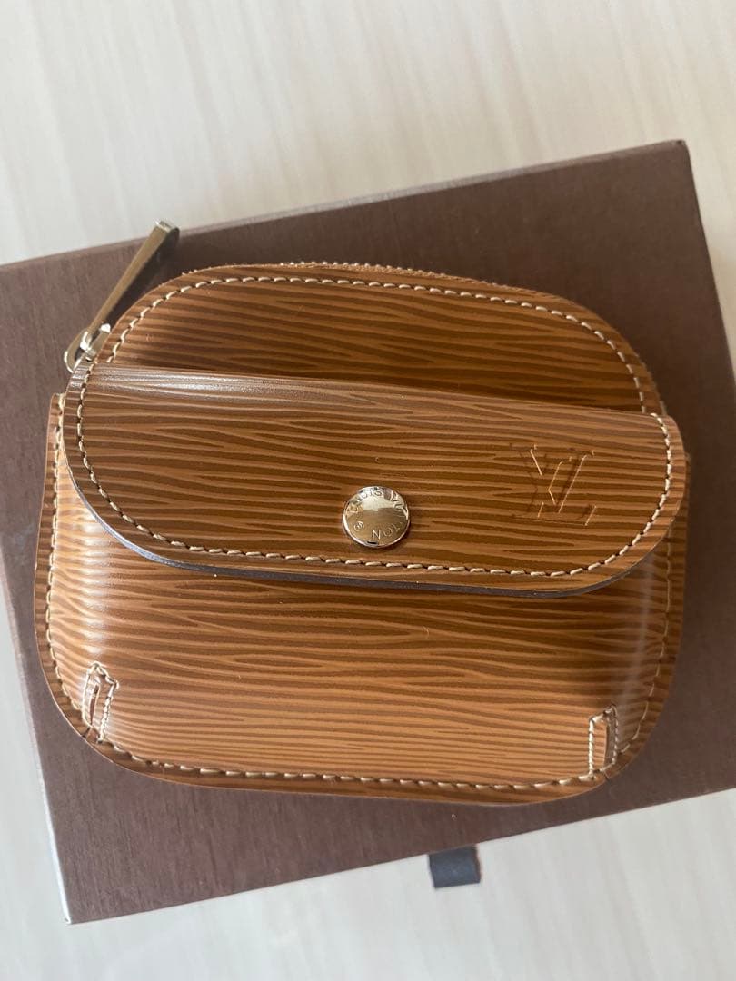◆Louis Vuitton エピ ケース 極美品