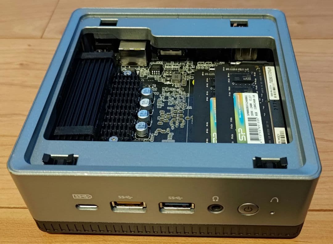 ミニPC Minisforum UM350 16GB RAM 256GB SSD