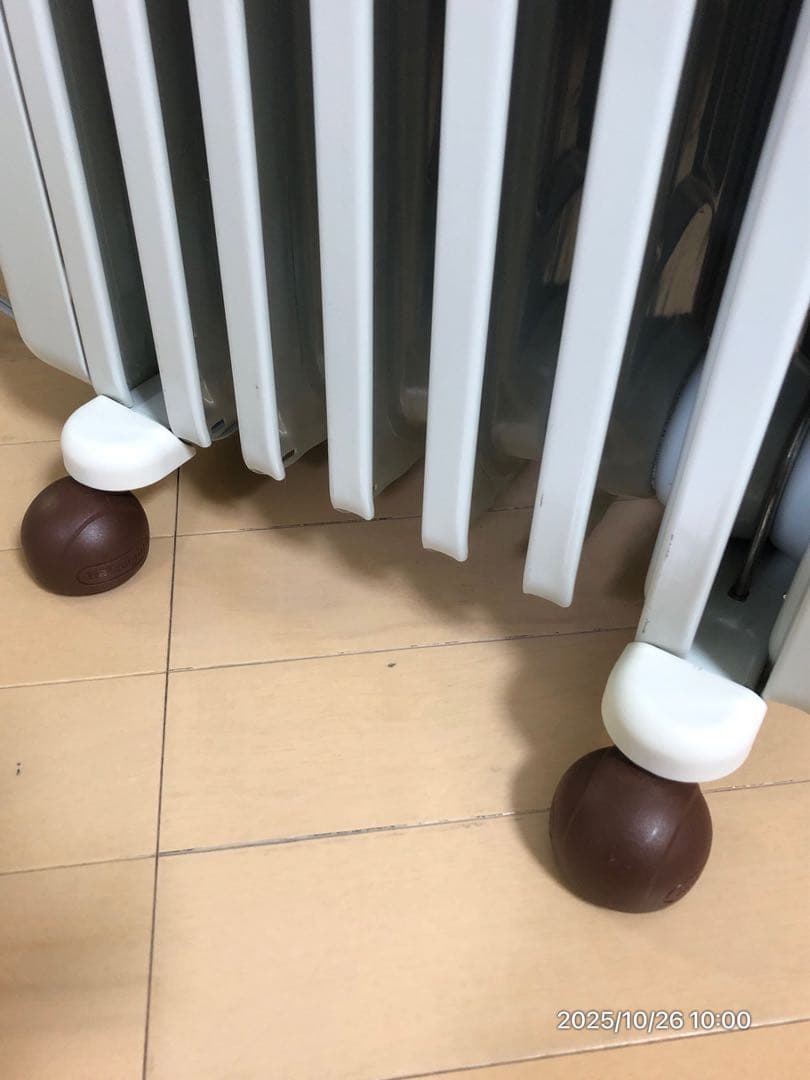 【ほぼ未使用】DeLonghi JR0812 BR オイルヒーター ハンガー付