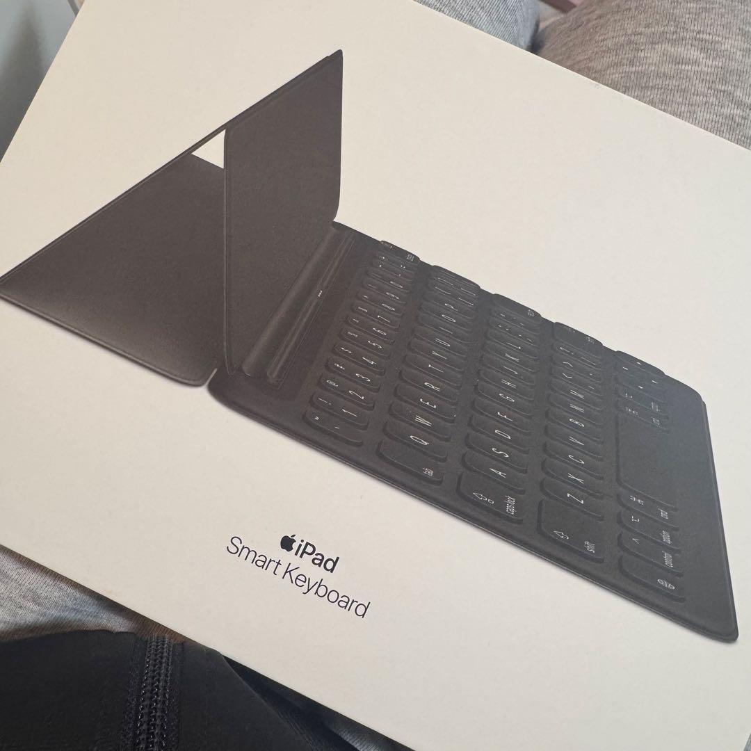 Apple iPad ゴールド 純正キーボード付き