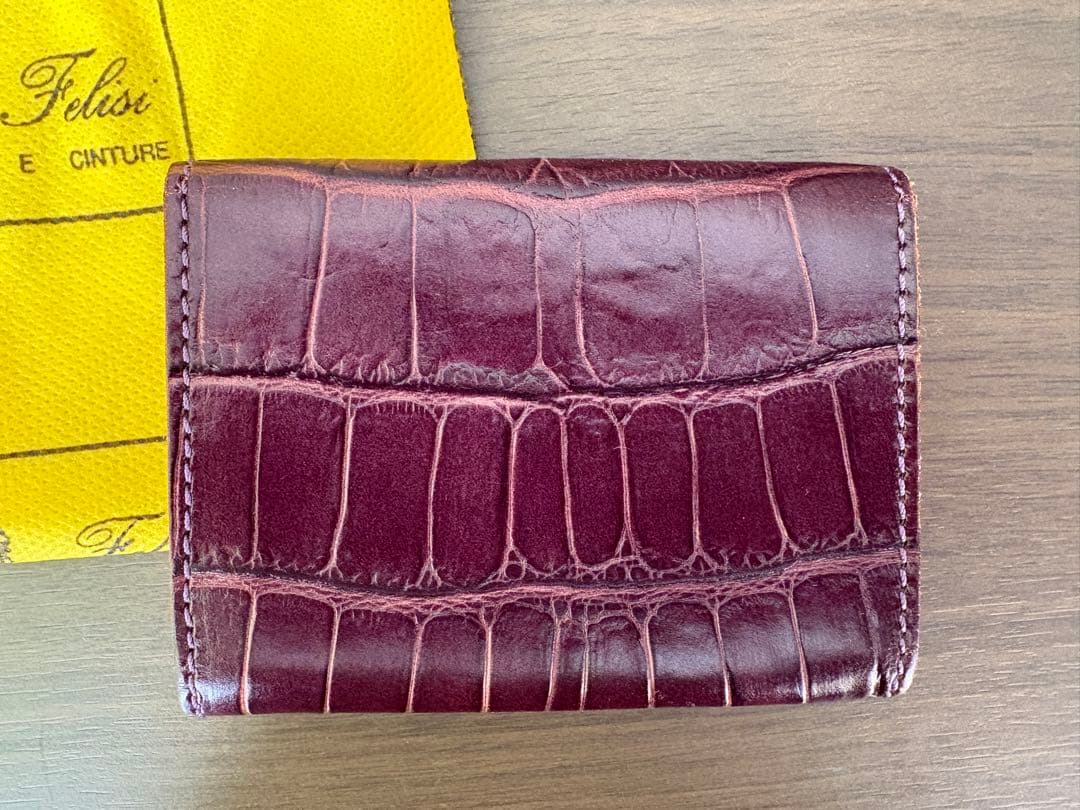 【正規品・美品】　フェリージ　名刺入れ　クロコ型押し