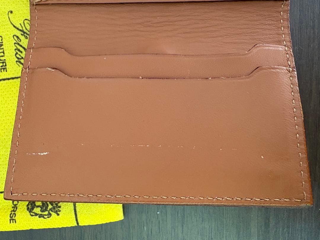 【正規品・美品】　フェリージ　名刺入れ　クロコ型押し