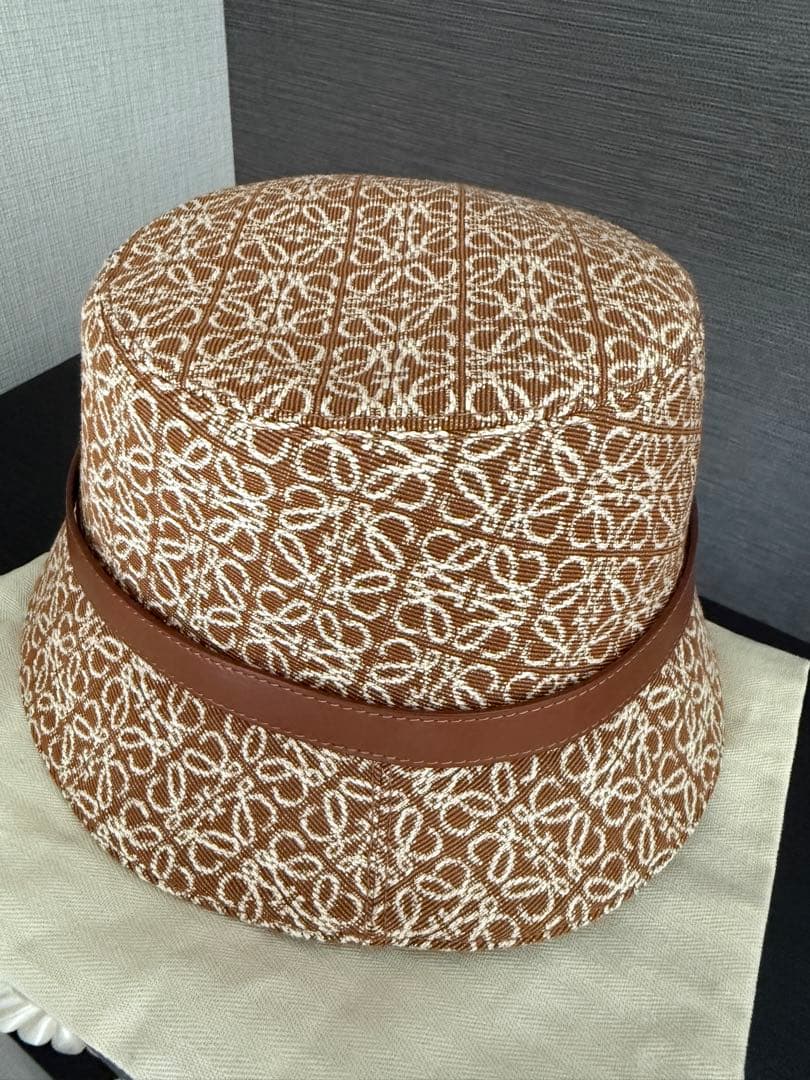 美品 LOEWE アナグラムバケットハット (ジャカード&カーフ)