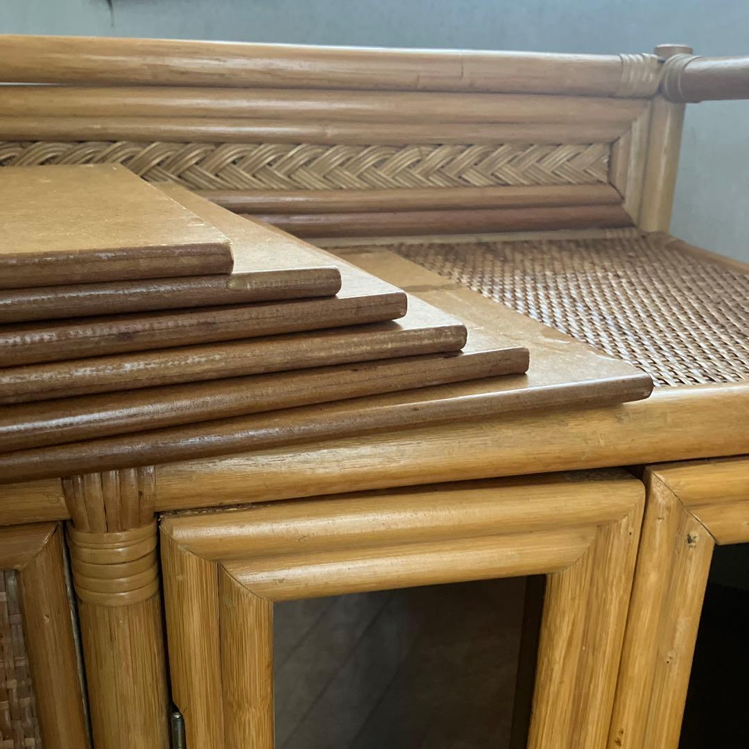 ラタン ガラスキャビネット