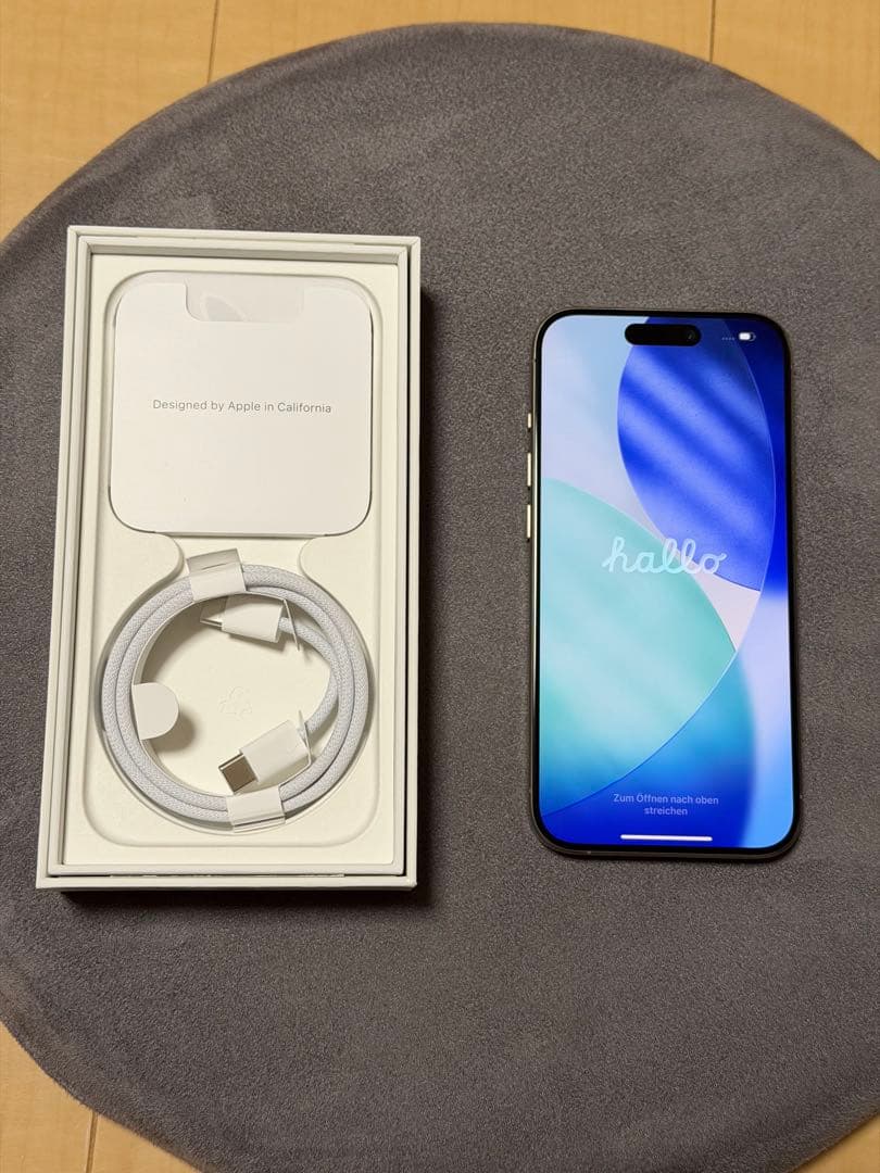 【rakiさま専用】iPhone 15 Pro 256GB ナチュラルチタニウム