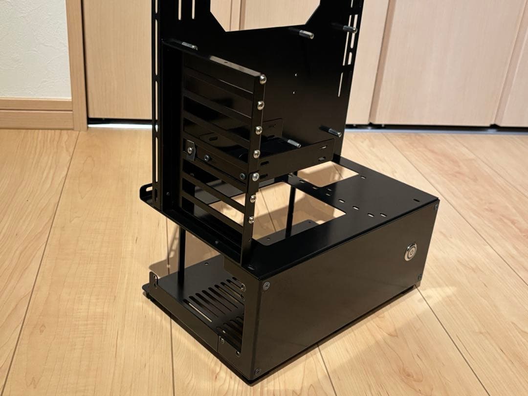 長尾製作所 オープンフレームver.ATX SS-NFRAME-ATX 組立済み