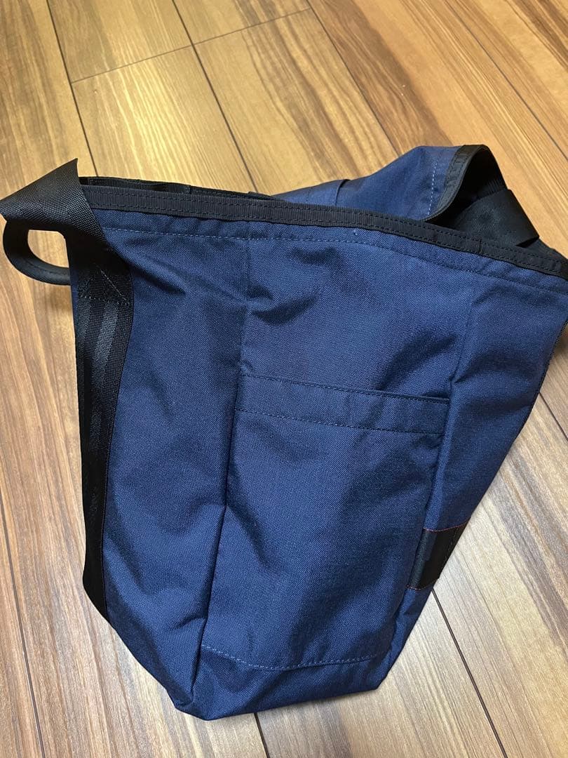 ブリーフィング　トートバッグ　ネイビー