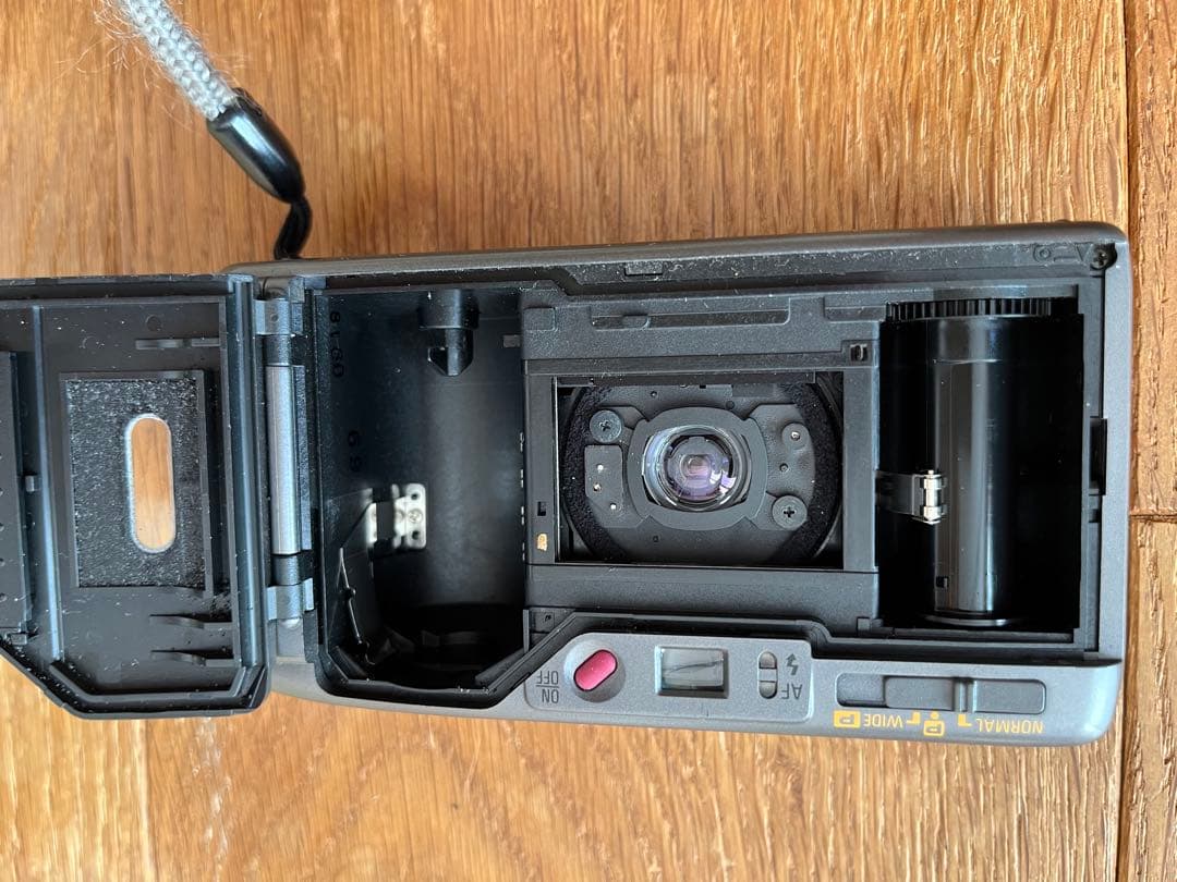 RICOH R1s コンパクトフィルムカメラ　早い者勝ち！