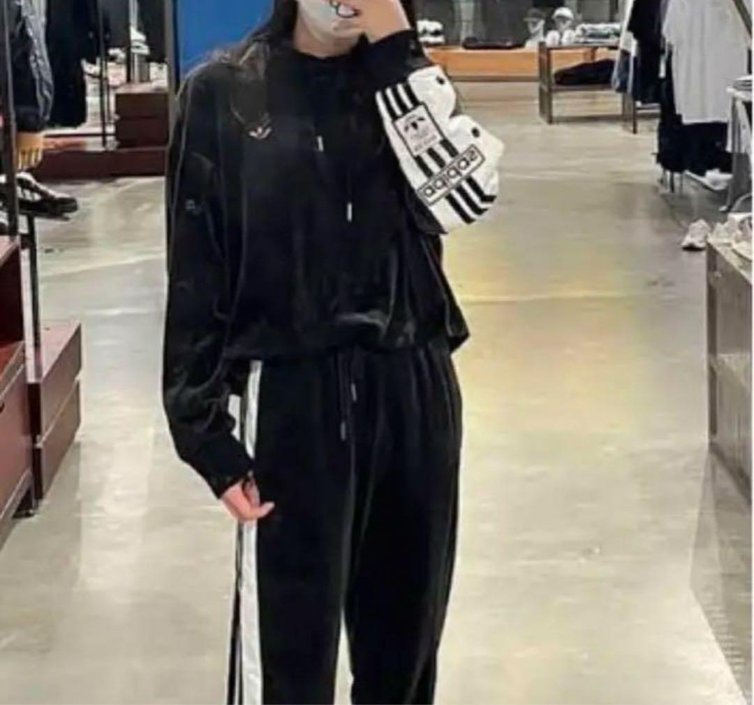 U146 2XLサイズ　アディダス　ベロア　アディブレイクパンツ