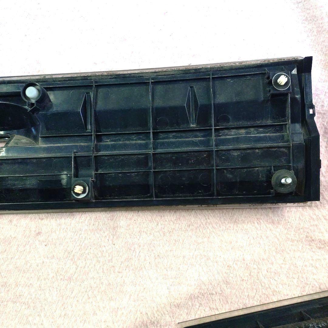 デリカD5リアアッパーガーニッシュ　フィニィシャーテール　3点セット