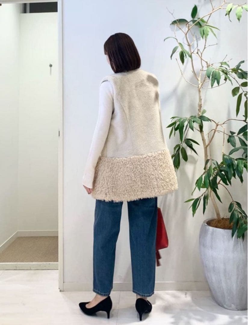 最終値下げLOUNIE フェイクファージレ　アイボリー