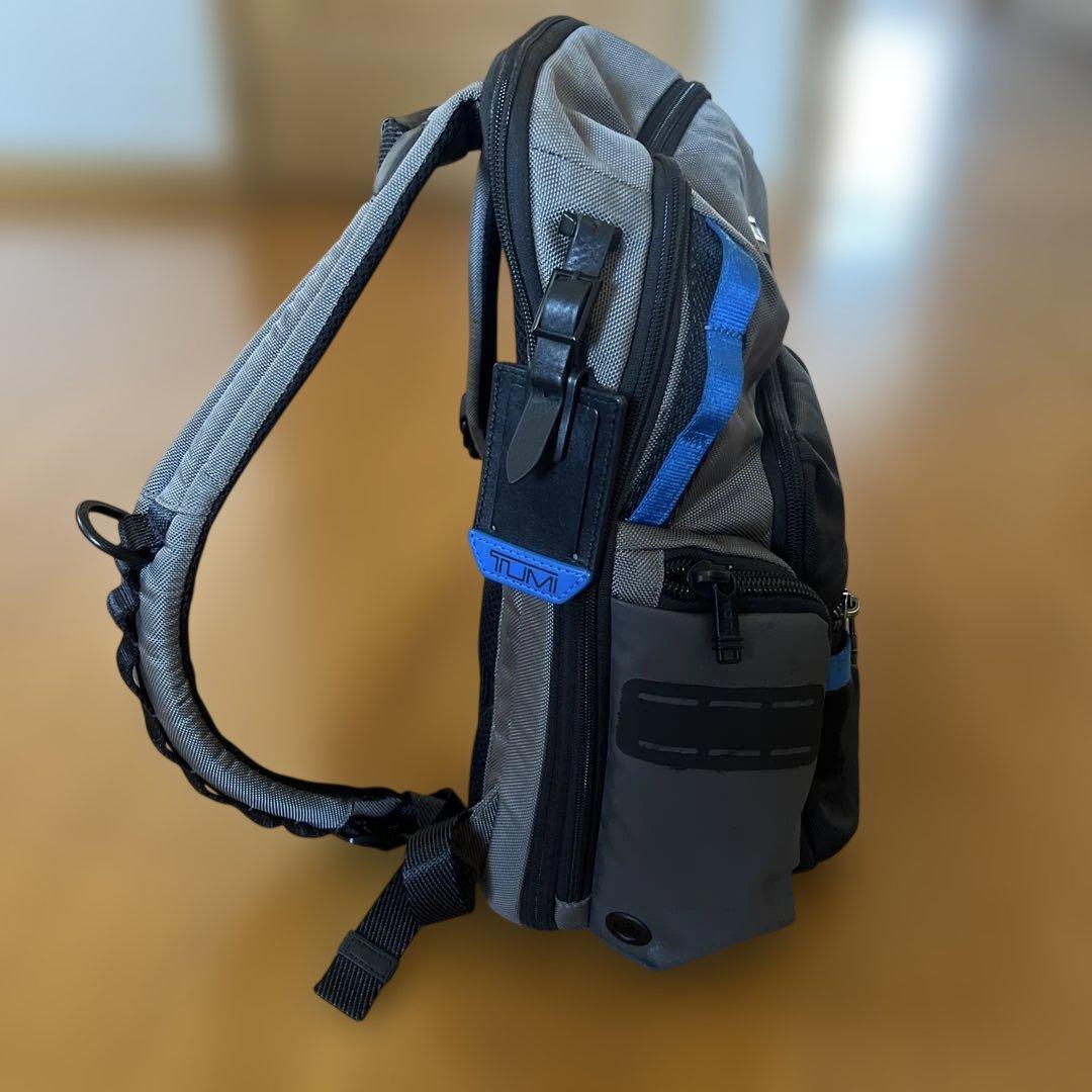 トゥミTUMI ALPHA BRAVO ブラボー ナヴィゲーション ブルー