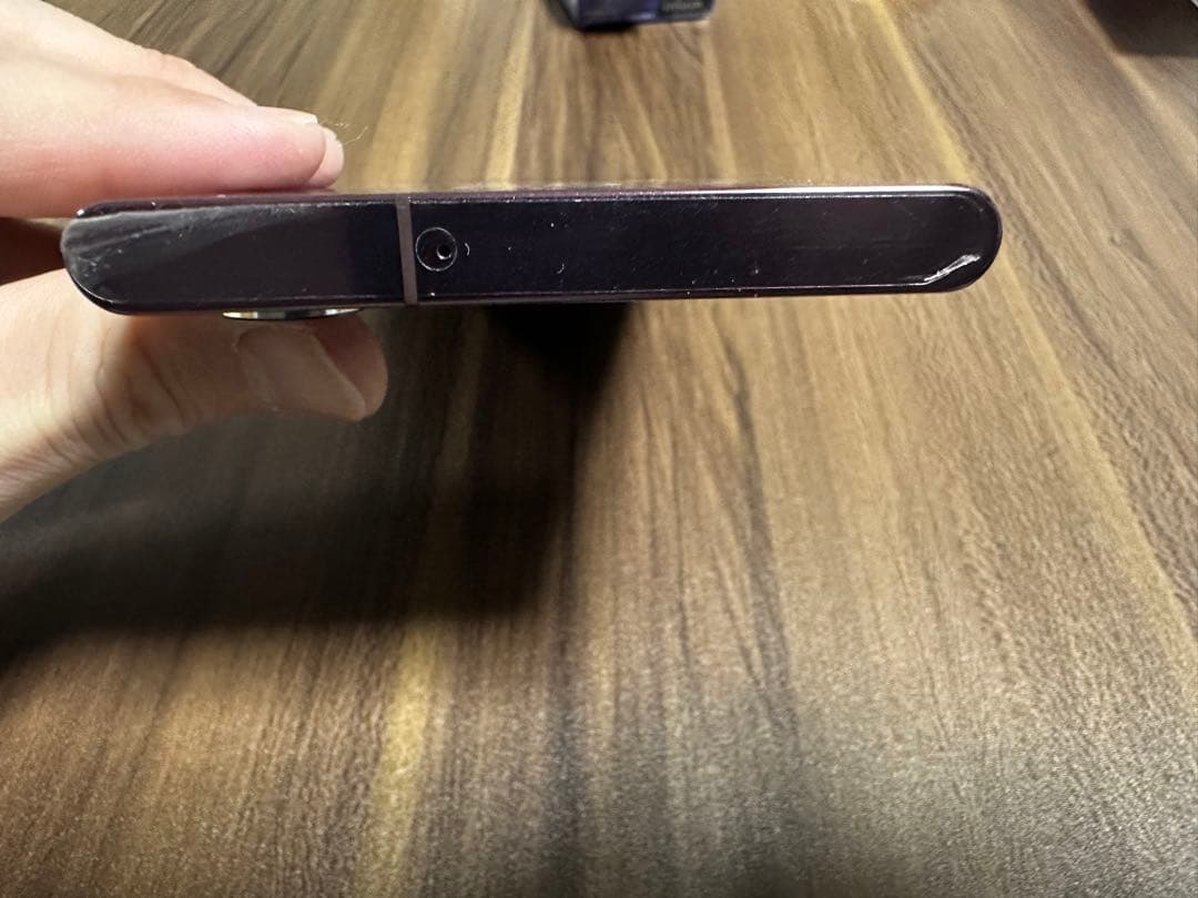 Galaxy S22 docomo バーガンディ 本体